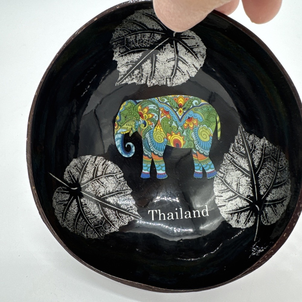 Vhandy Bowl With Colorful elephant Thailand